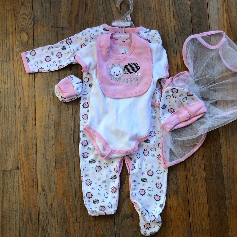 Duck Duck Goose Toddler Girl Sleeper 6 piece Set size 6/9M